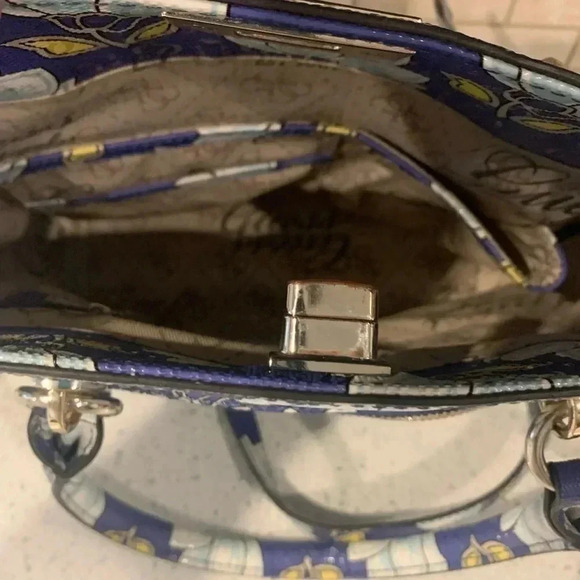 Guess‎ malena satchel bag - Picture 3 of 5